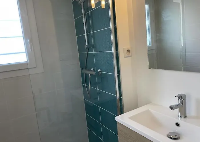 Les Planetes Du Port Semesterbostad *